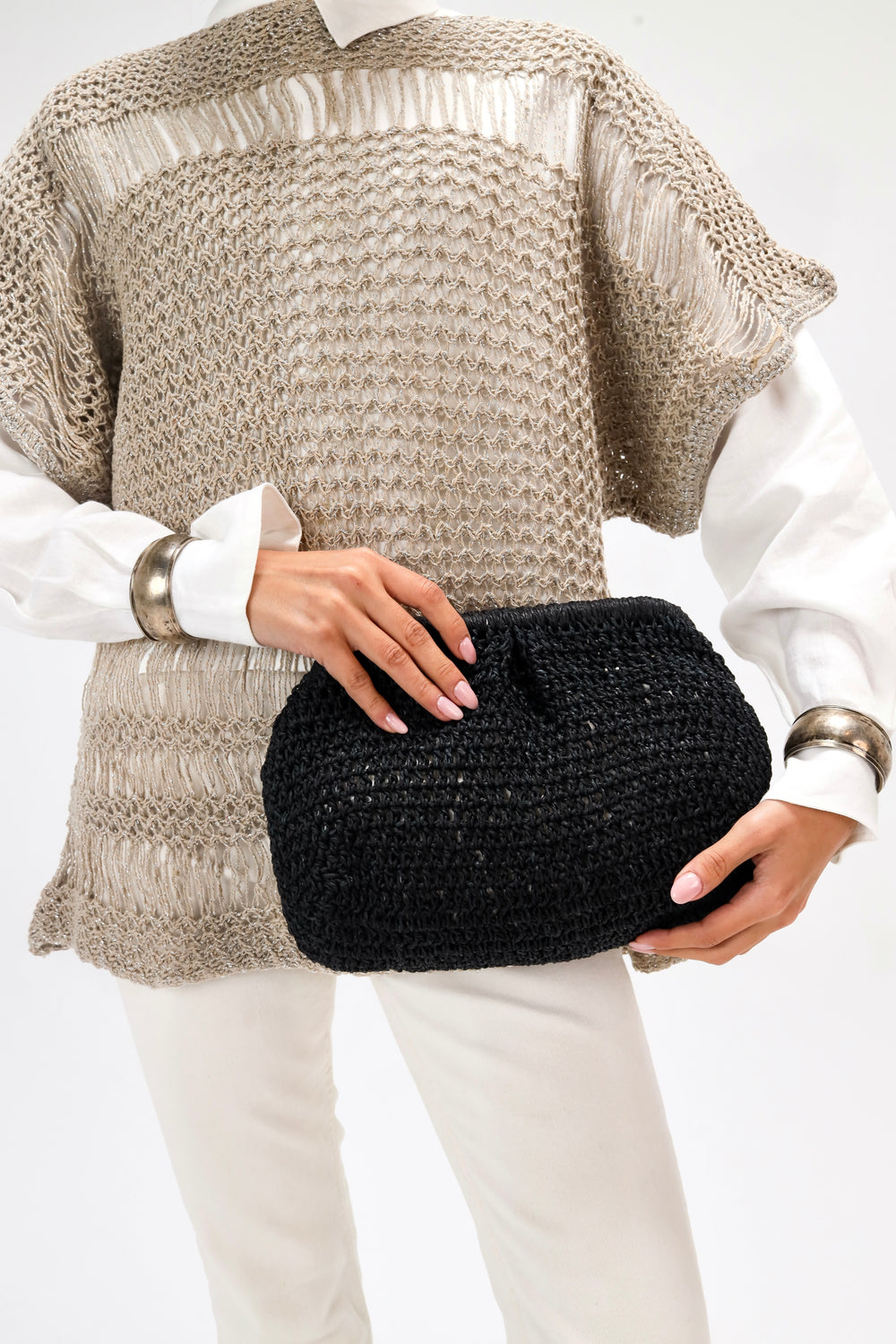Raffia Clutch in Black