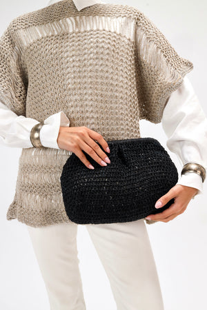 Raffia Clutch in Black