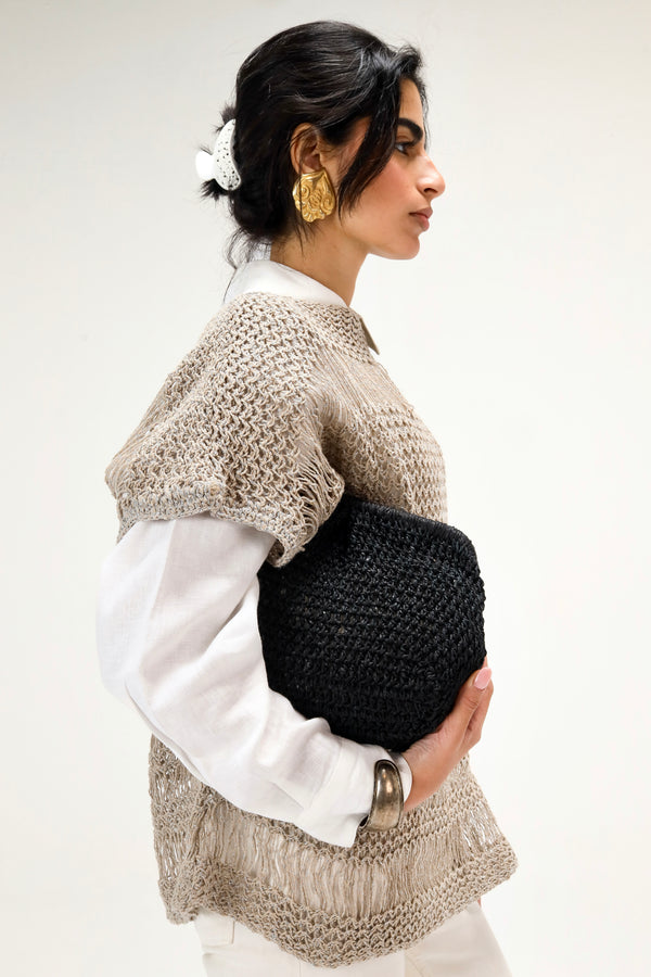 Raffia Clutch in Black