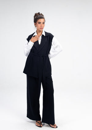 Crinkled Straight Leg Pants in Black