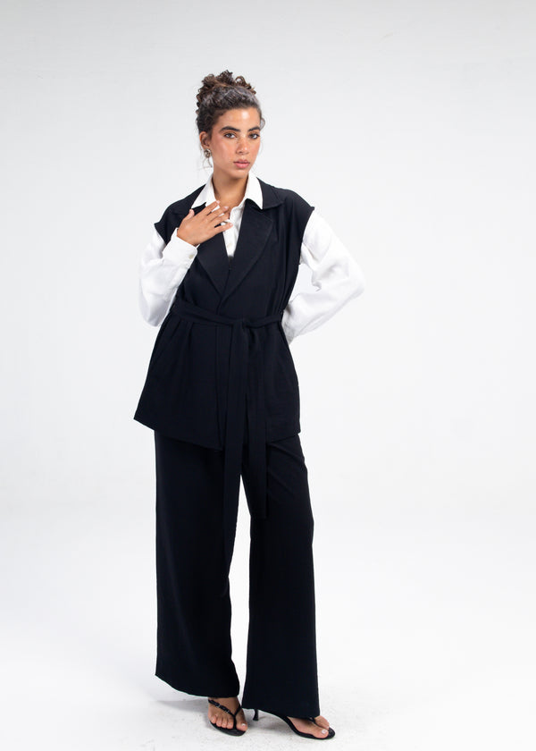 Crinkled Vest in Black