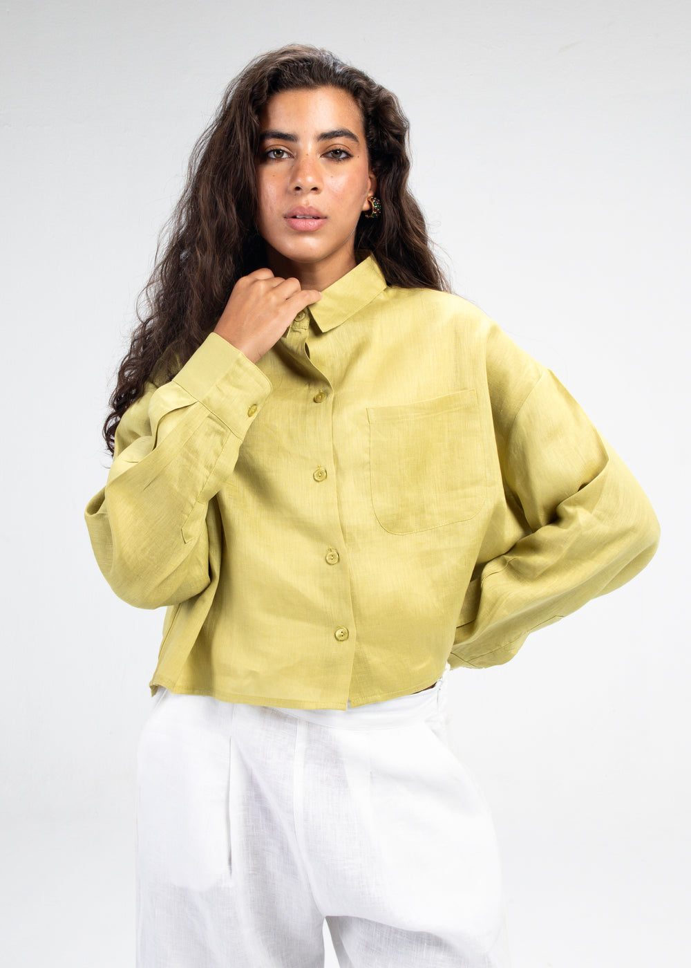 Cropped Linen Shirt in Pistachio