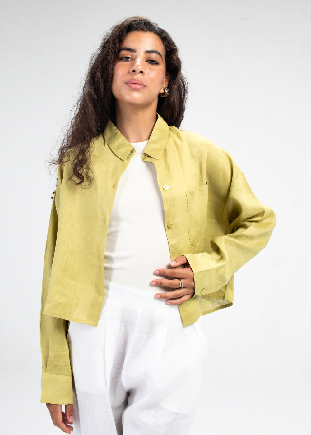 Cropped Linen Shirt in Pistachio