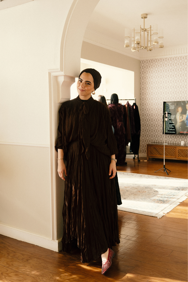 Crinkled Chiffon Top in Brown