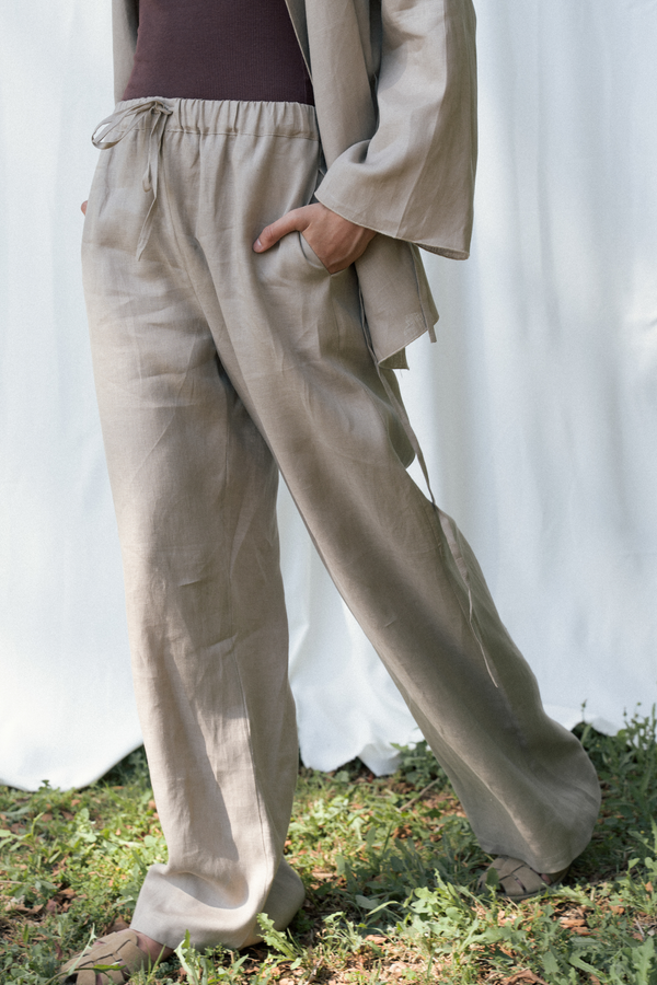 Linen Pants in Beige