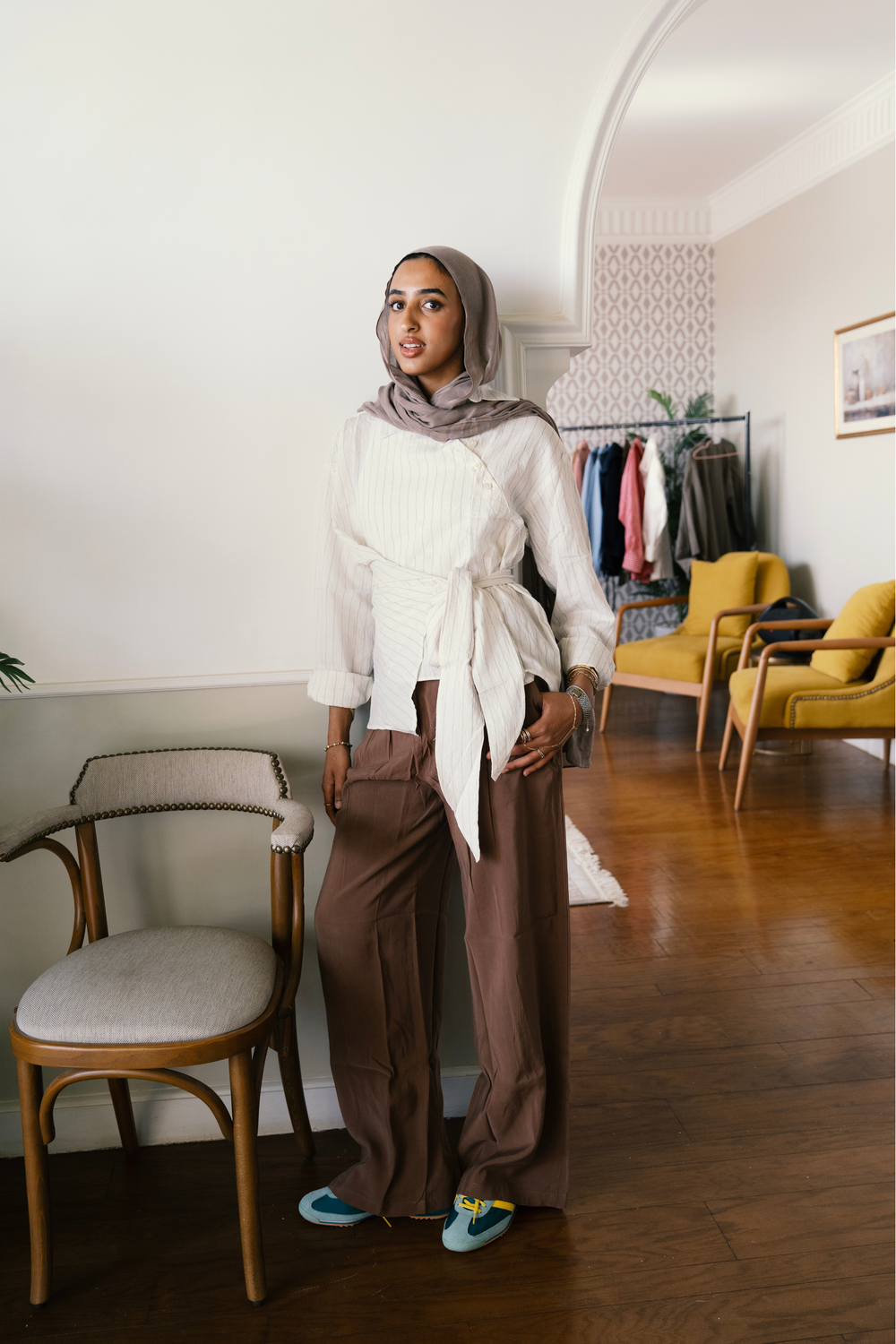 Shifted Top in White