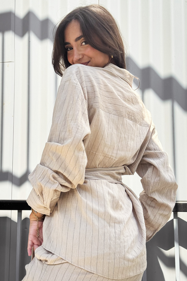 Shifted Set in Beige