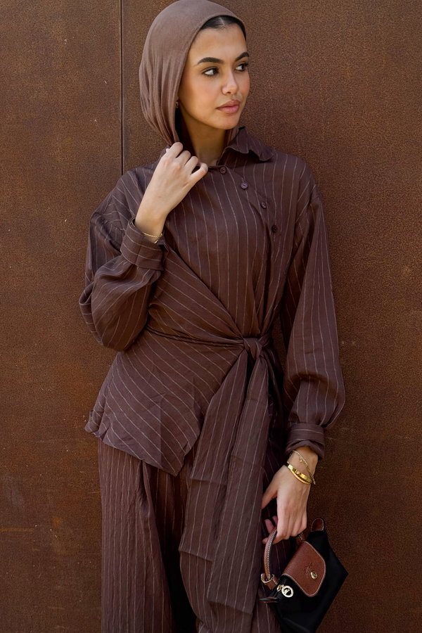 Shifted Set in Brown