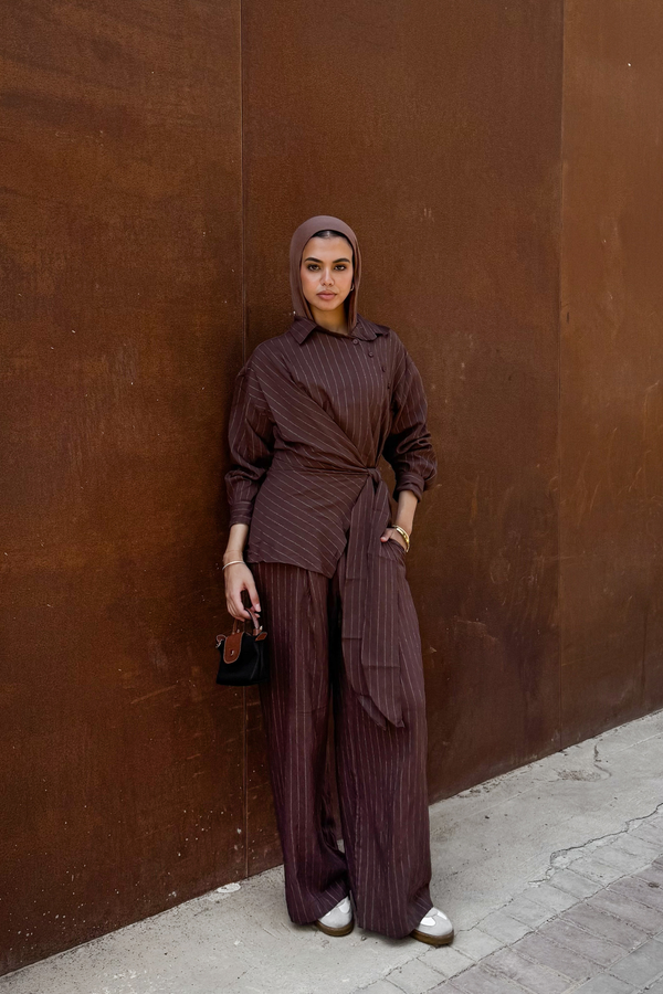 Shifted Set in Brown