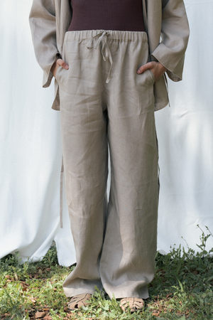 Linen Pants in Beige