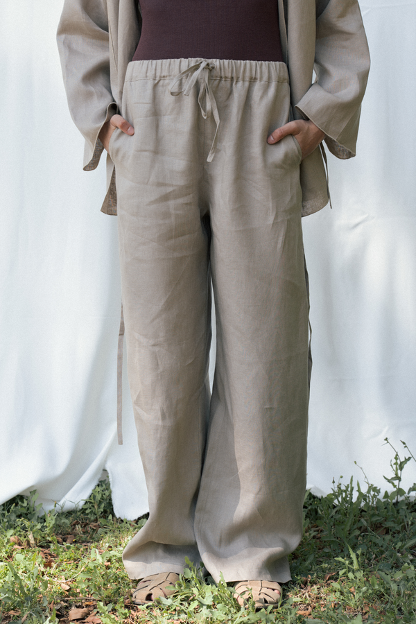 Linen Pants in Beige