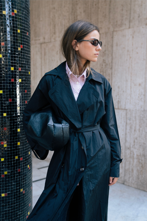 Oversized Light Trench in Black
