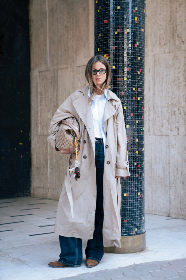 Oversized Light Trench in Beige