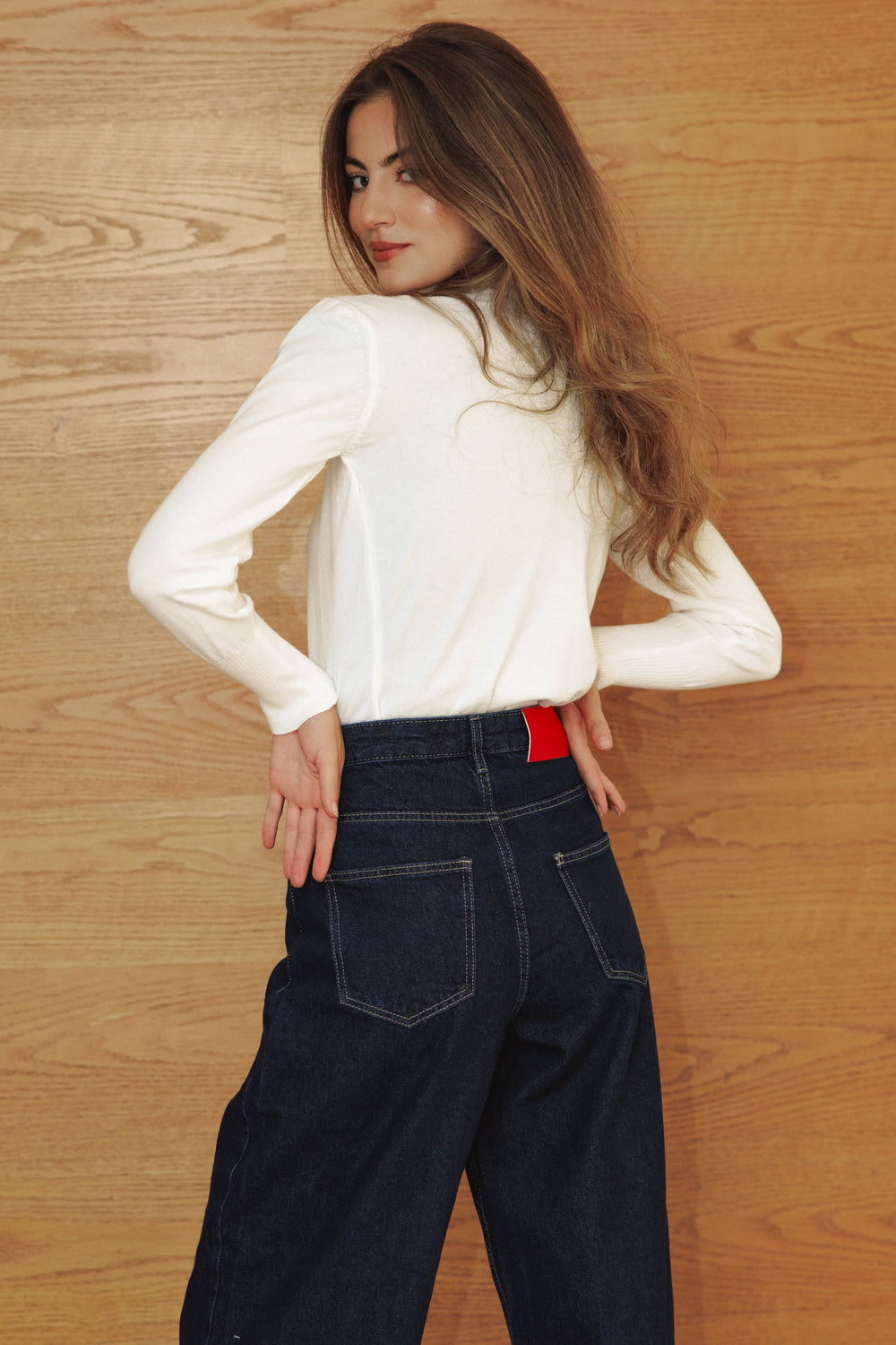 Turtle Neck in White