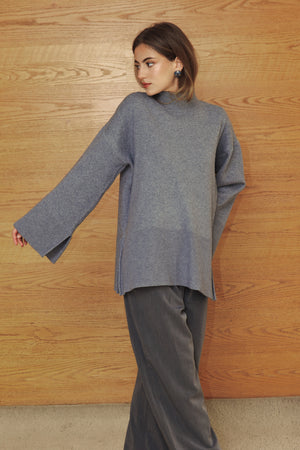 Oversized Sweater in Grey