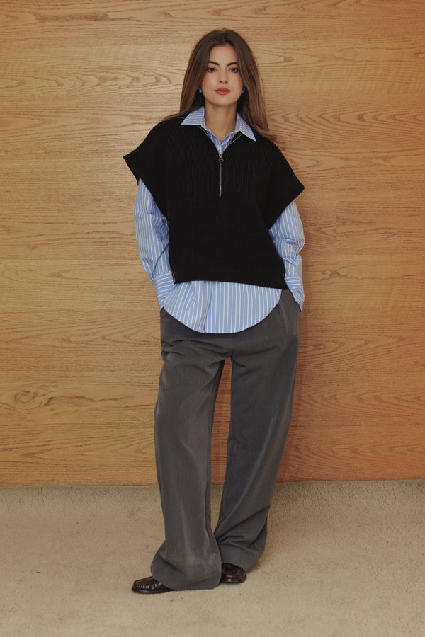 Knitted Vest in Black