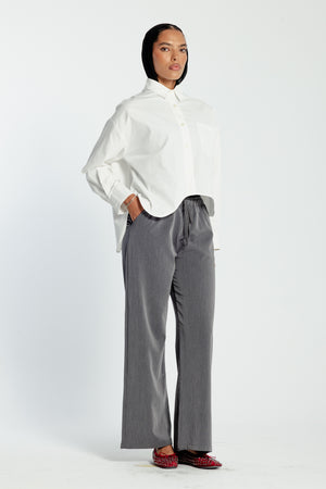 Curved Hem Cropped Poplin Shirt in White