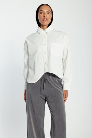 Curved Hem Cropped Poplin Shirt in White