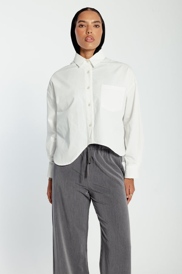 Curved Hem Cropped Poplin Shirt in White