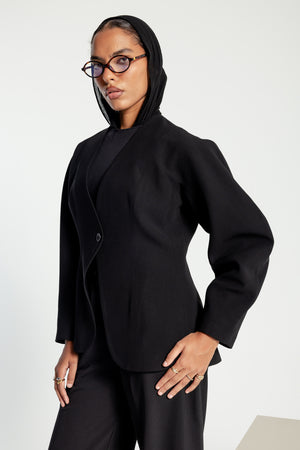 Sculpt Blazer in Black