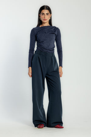 Gutsy Trousers in Navy