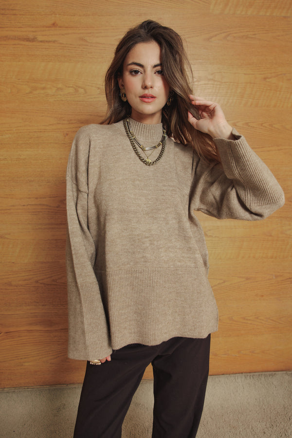 Good Feels Sweater In Dark Beige