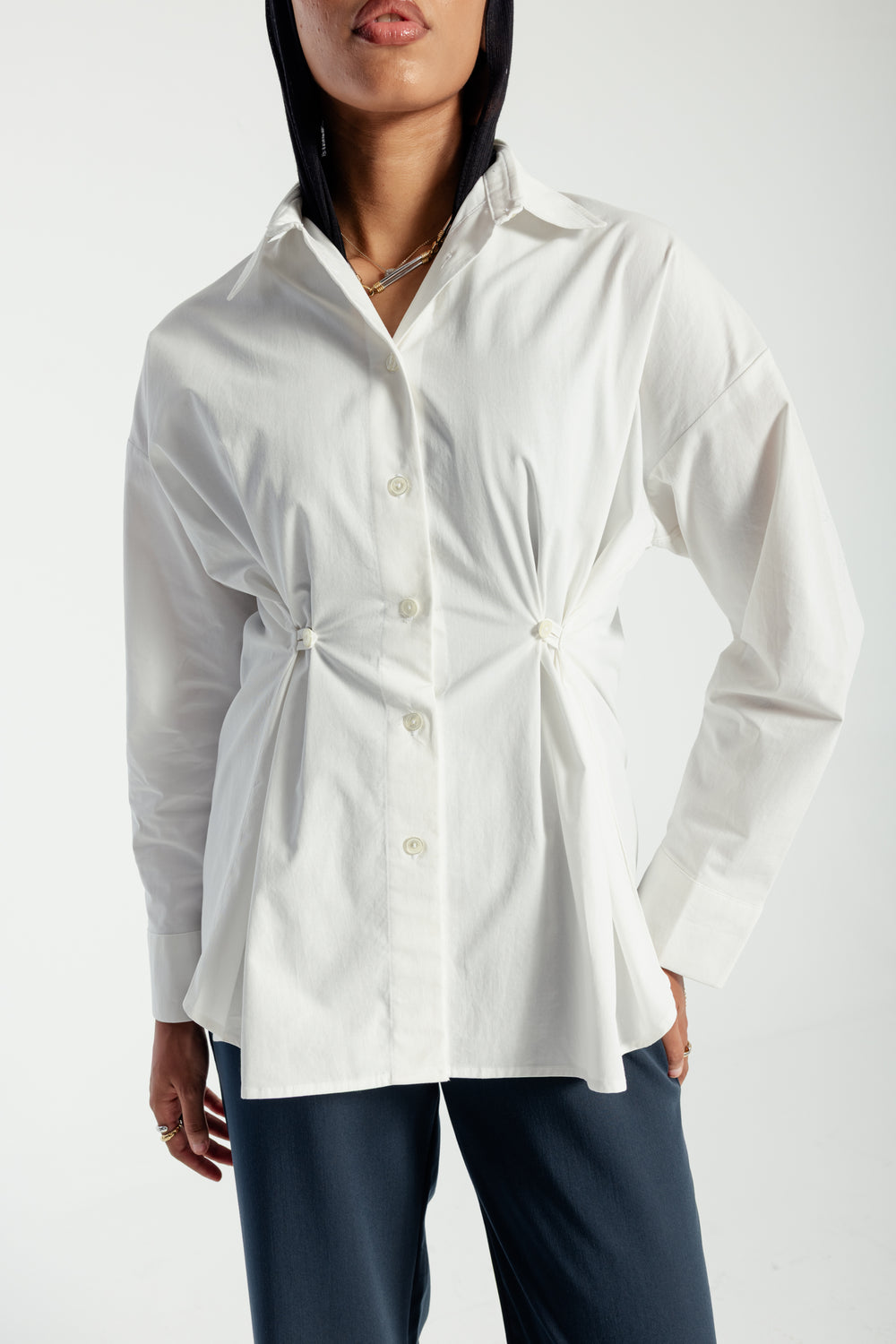 Buttoned Waist Shirt in Offwhite