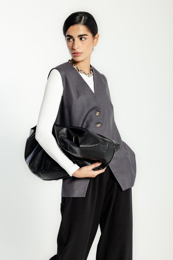 Curved Midline Vest in Dark Grey