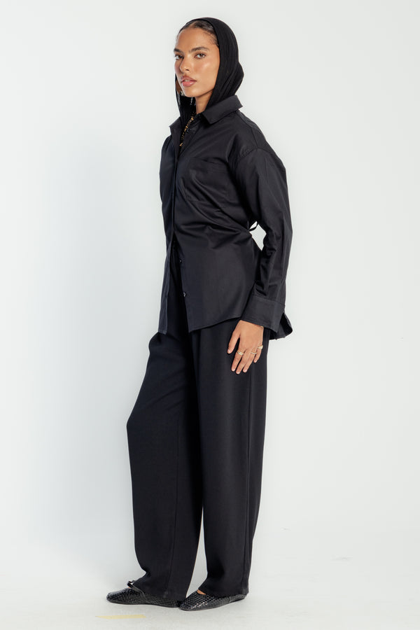 Poplin Shirt with Back Tie in Black