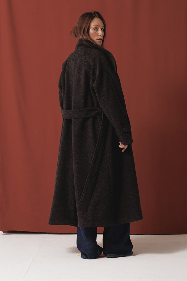 Classic Coat in Dark Grey