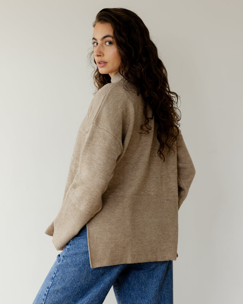 Good Feels Sweater In Dark Beige