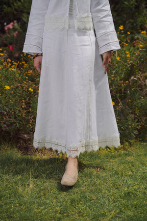 Linen Trim Skirt in Off White