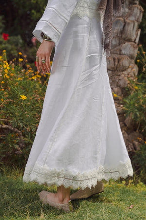 Linen Trim Skirt in Off White