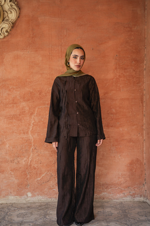 Mandarin Taffeta Set in Brown