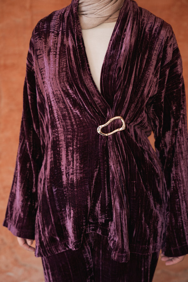 Side Buckle Set in Dark Purple