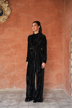 Raw Hem Velvet Set in Black