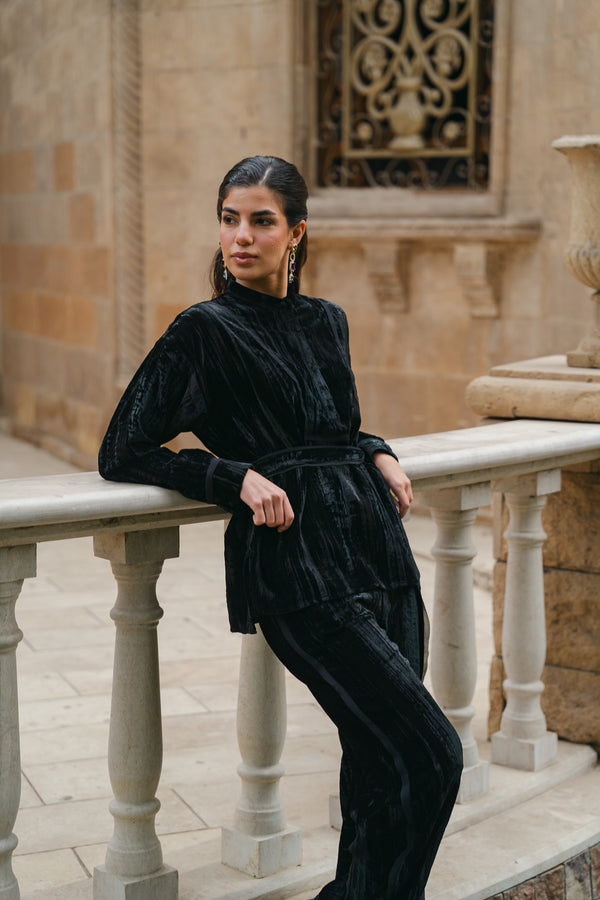 Raw Hem Velvet Set in Black