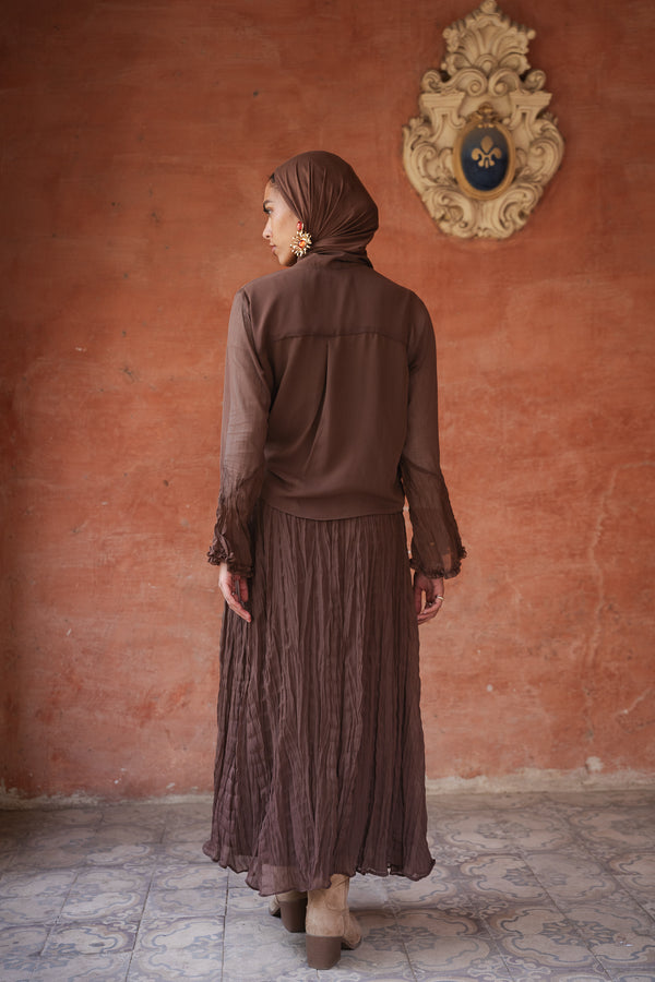 Crushed Chiffon Set in Brown