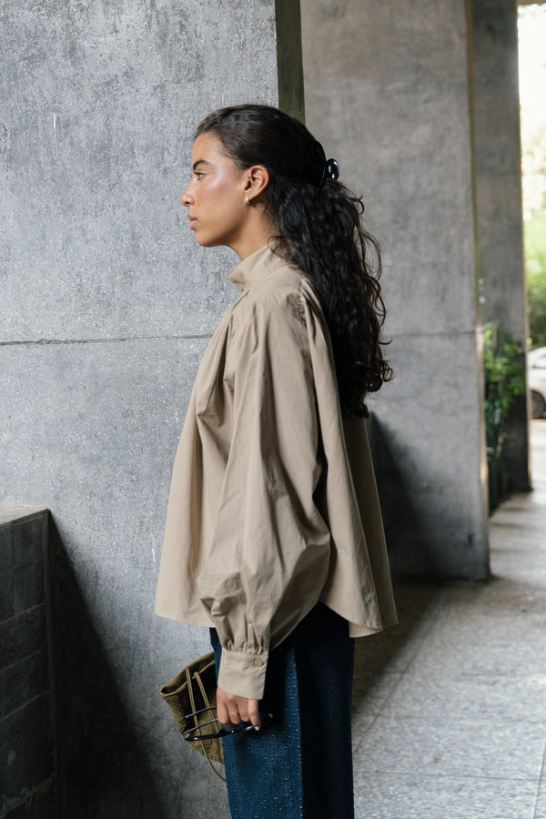 Gathered Poplin Blouse in Cafe