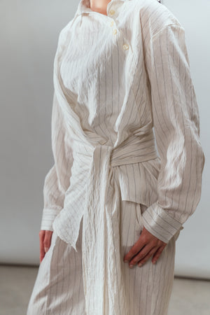 Shifted Top in White