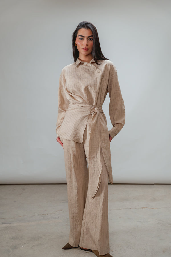 Shifted Set in Beige