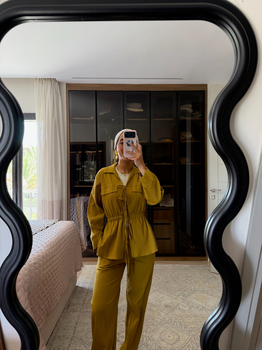 Crinkled Front Tie Set in Mustard