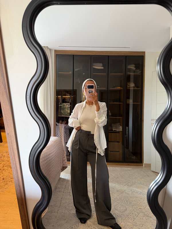 Asymmetric Waistband Trousers in Grey