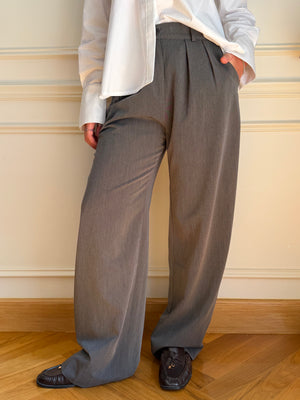 Gutsy Trousers in Grey