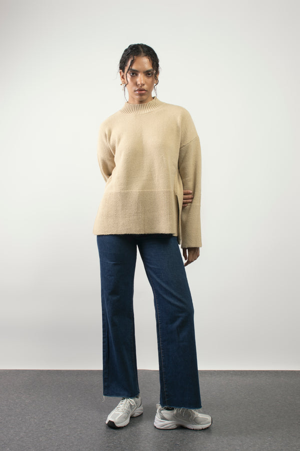 Good Feels Sweater In Beige