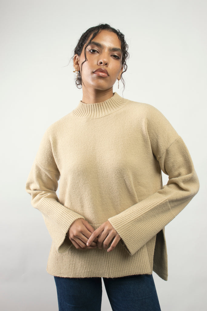 Good Feels Sweater In Beige