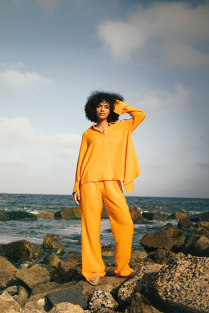 Bottom line Set in Orange