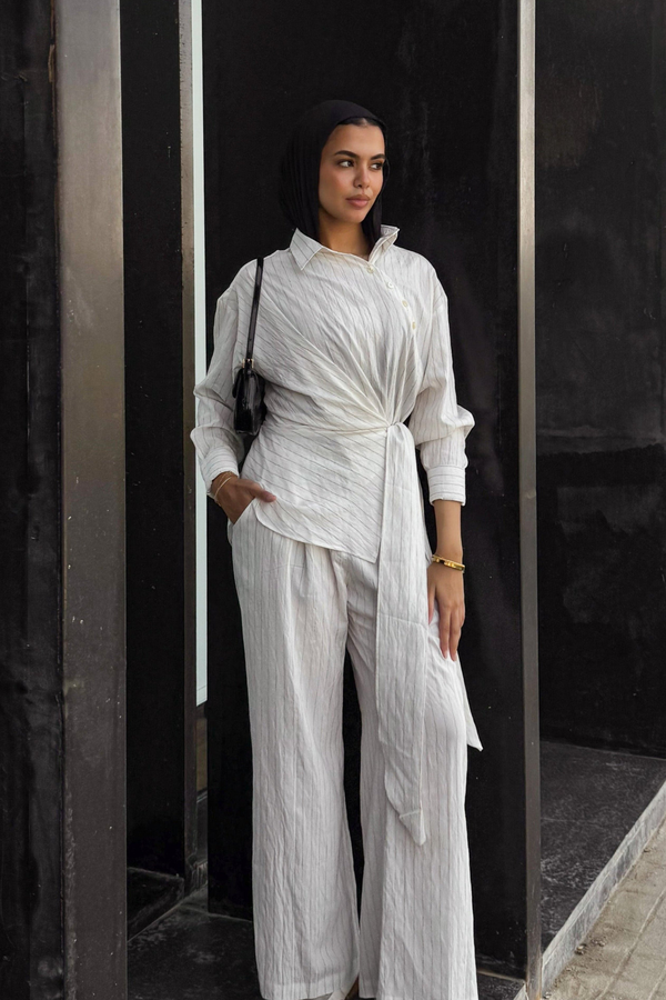 Shifted Set in White