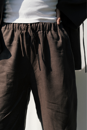 Linen Pants in Brown